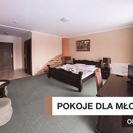 Żywiec Stary Dwor Bed & Breakfast エクステリア 写真